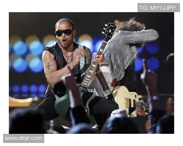 绘制足球明星精彩倒钩瞬间展现运动之美与激情 绘制足球明星精彩倒钩瞬间展现运动之美与激情